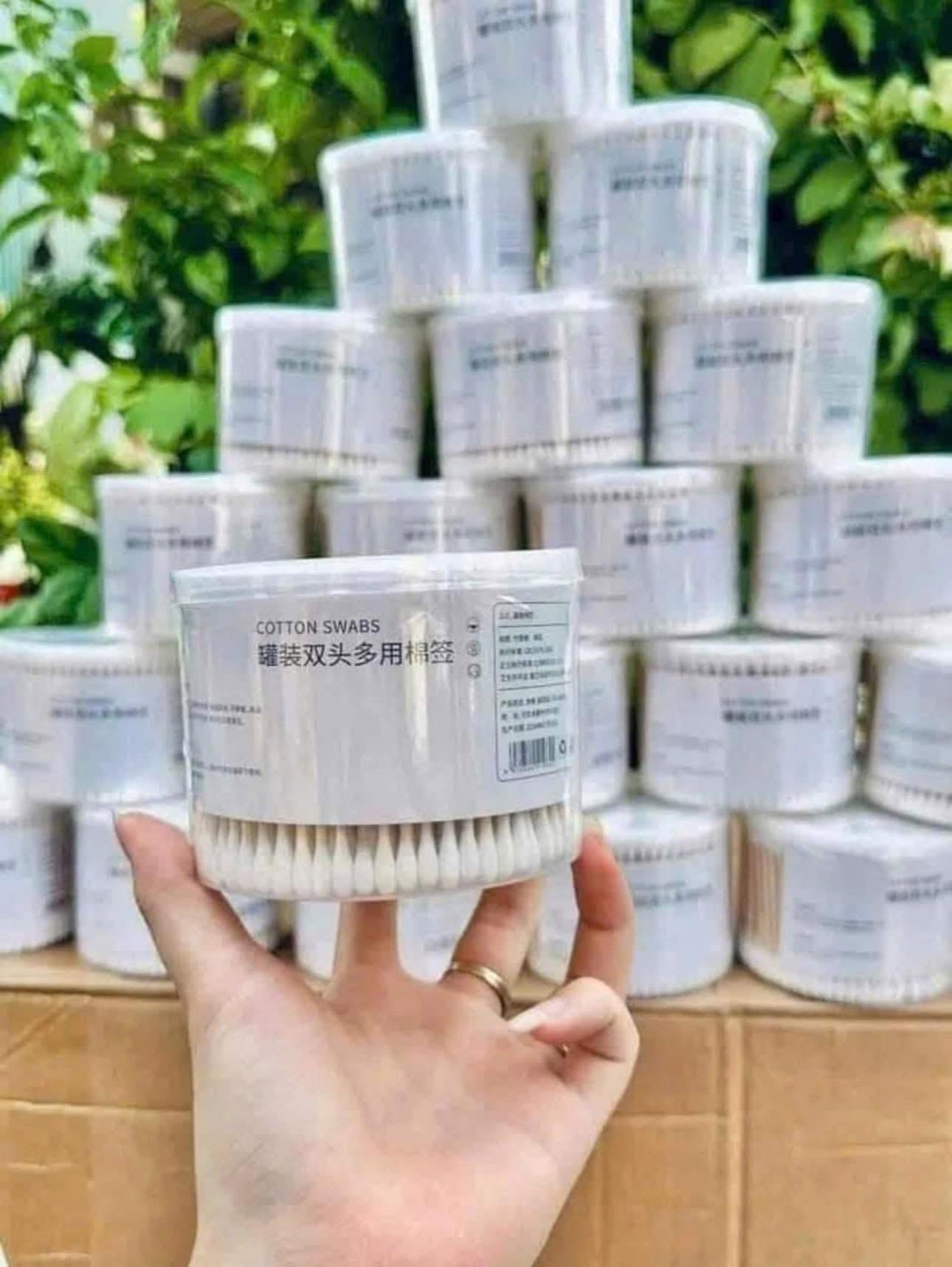 Hộp Tăm Bông Tiện Lợi (~286 Cây) – Chất Liệu Cao Cấp