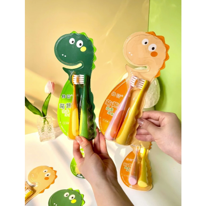 Bàn Chải Đánh Răng Trẻ Em Hình Khủng Long Vỉ 2 Cây