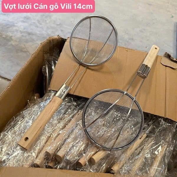 Vợt Lưới Cán Gỗ Vili 14cm Inox Cao Cấp